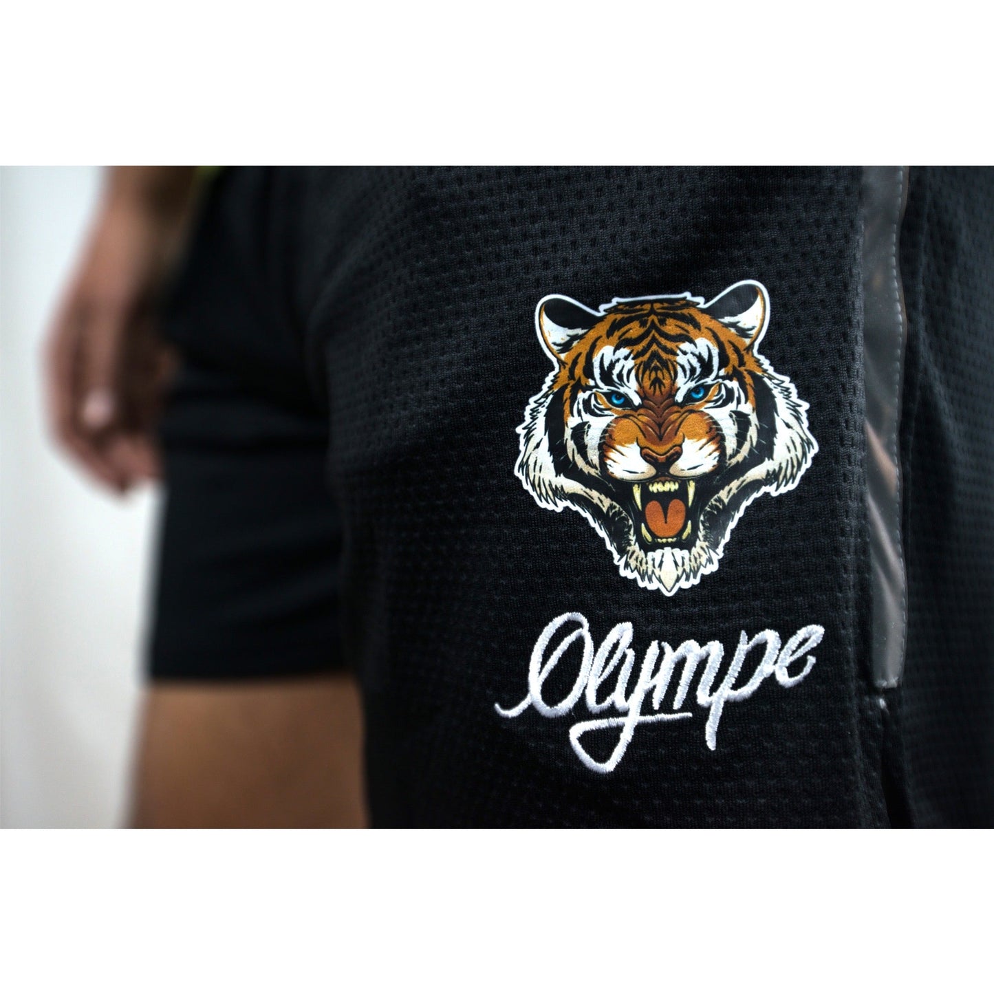 AIR-MESH™ SHORT AVEC DOUBLURE TECHNIQUE | TIGRE